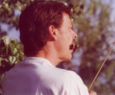 Side View of Reeded MouthBow